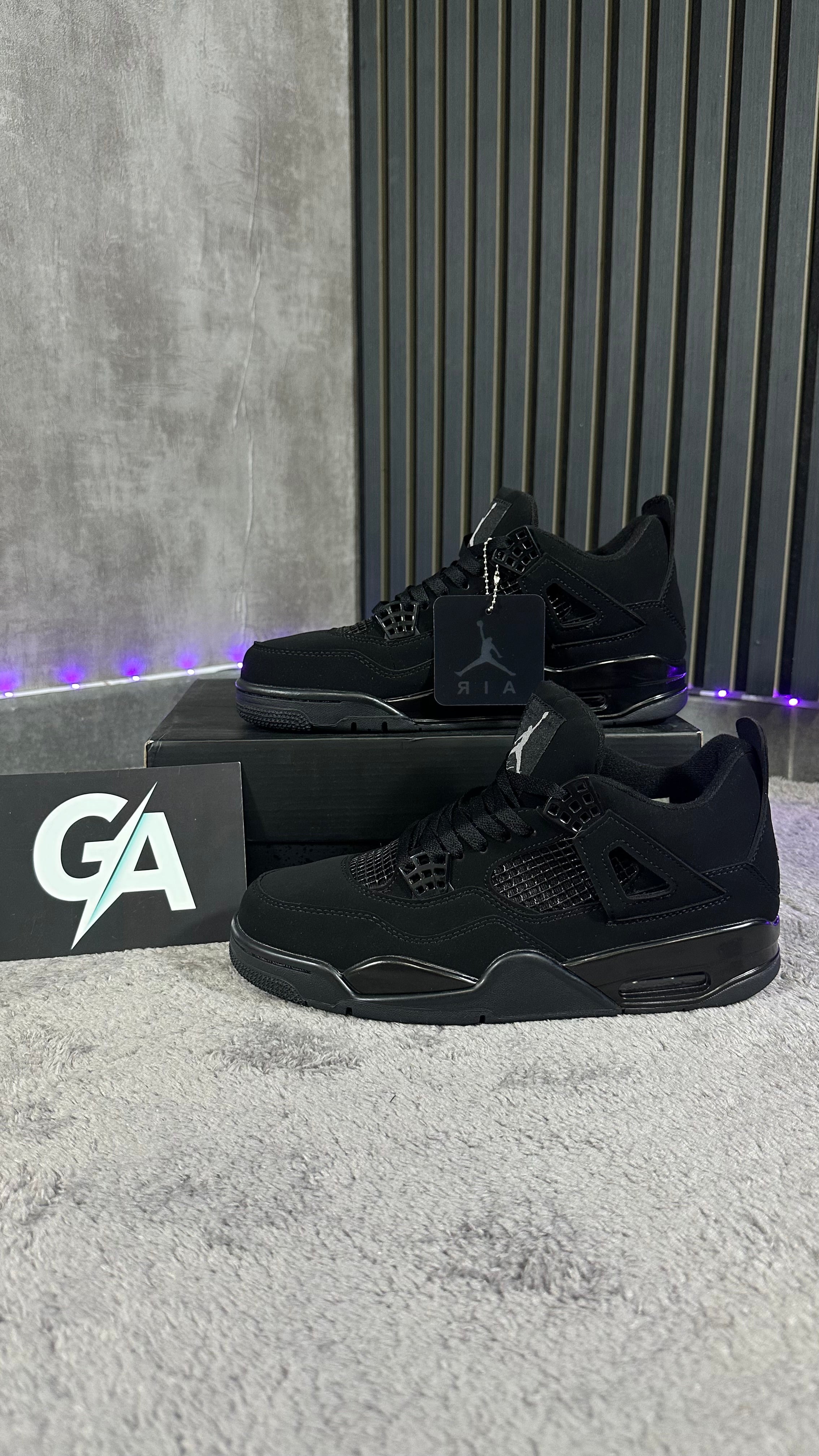 J4 BLACK C4T