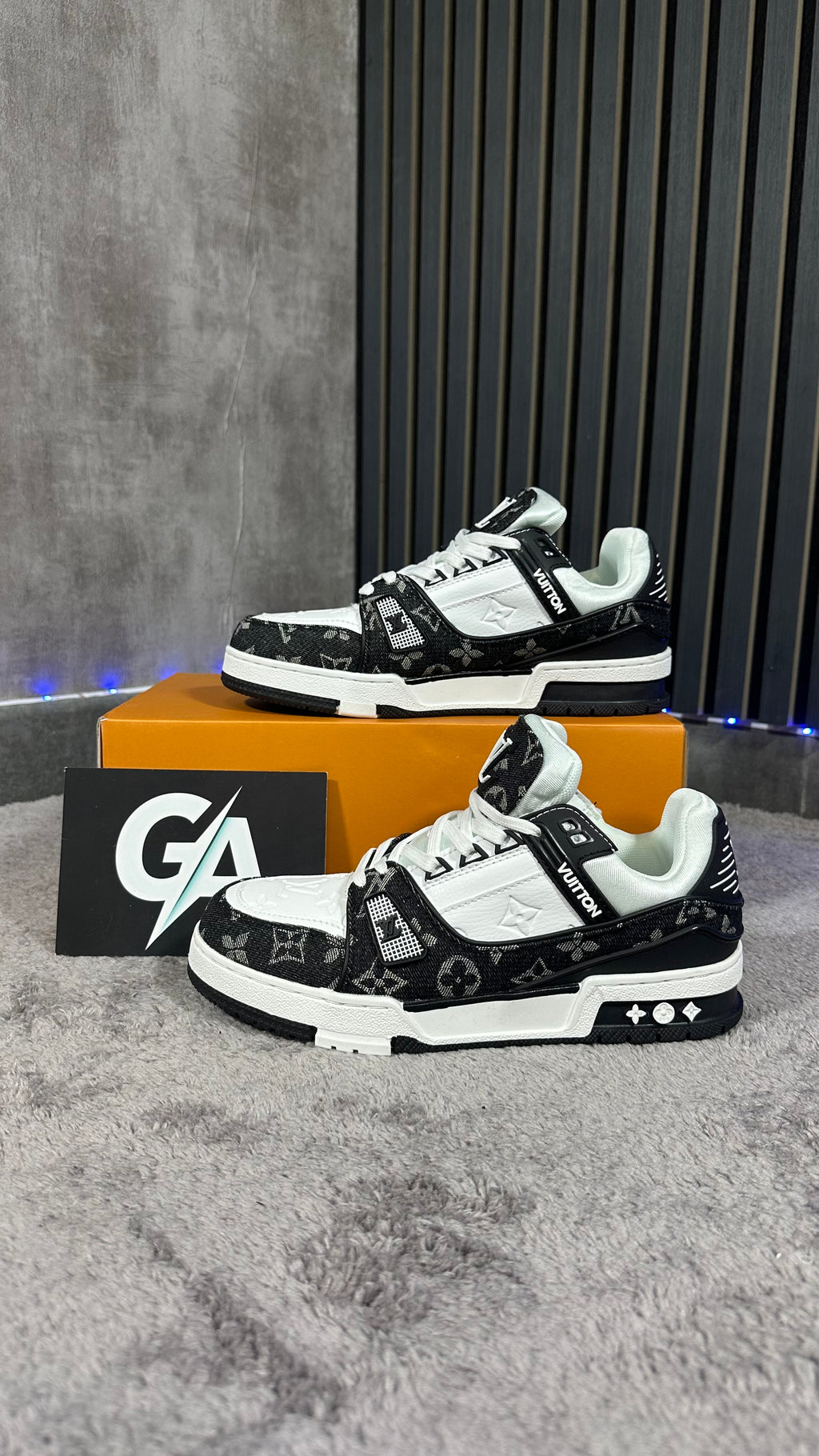 LV TRAINER