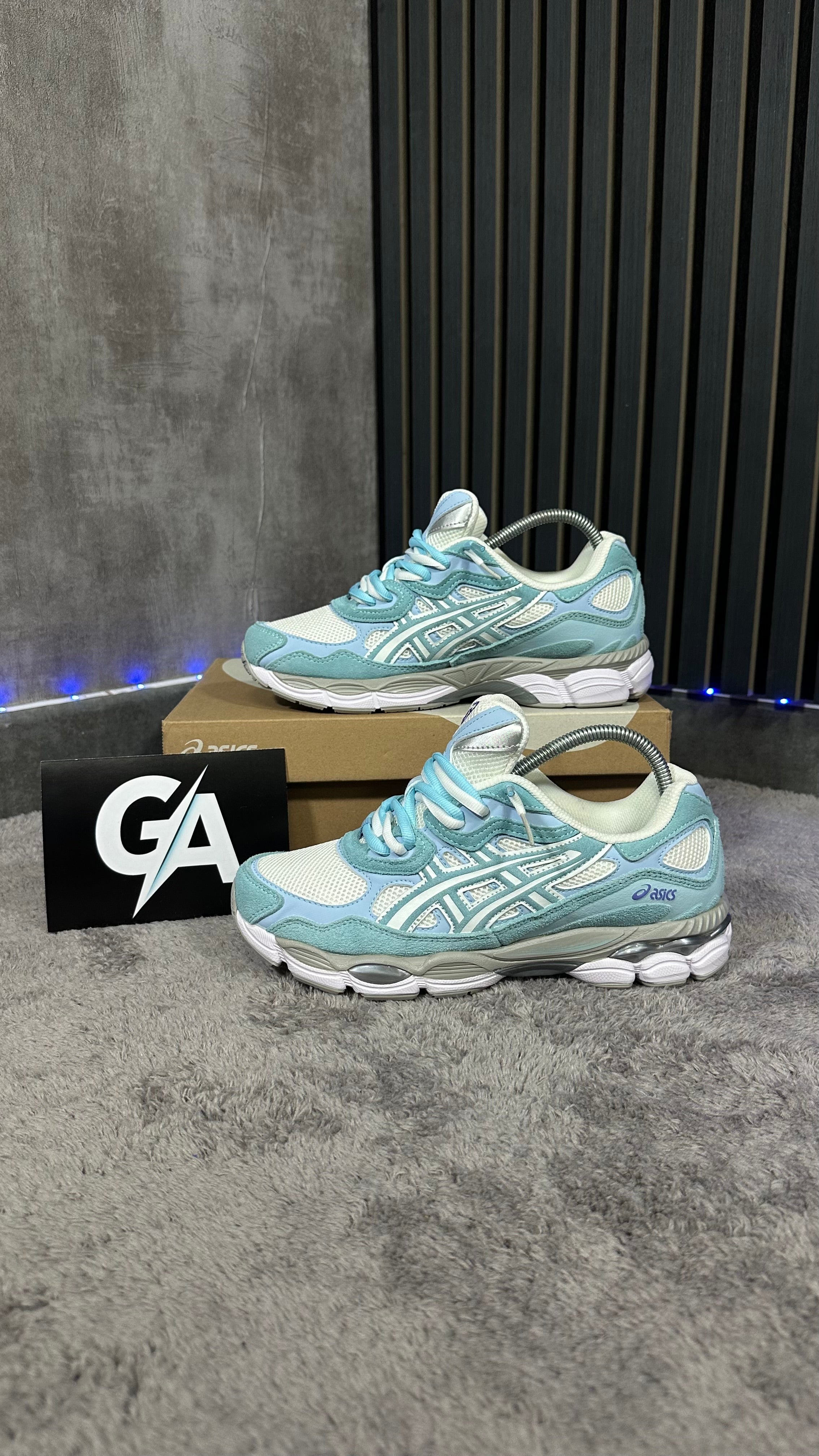 ASIC$ GEL-NYC DOLBE CORDÓN