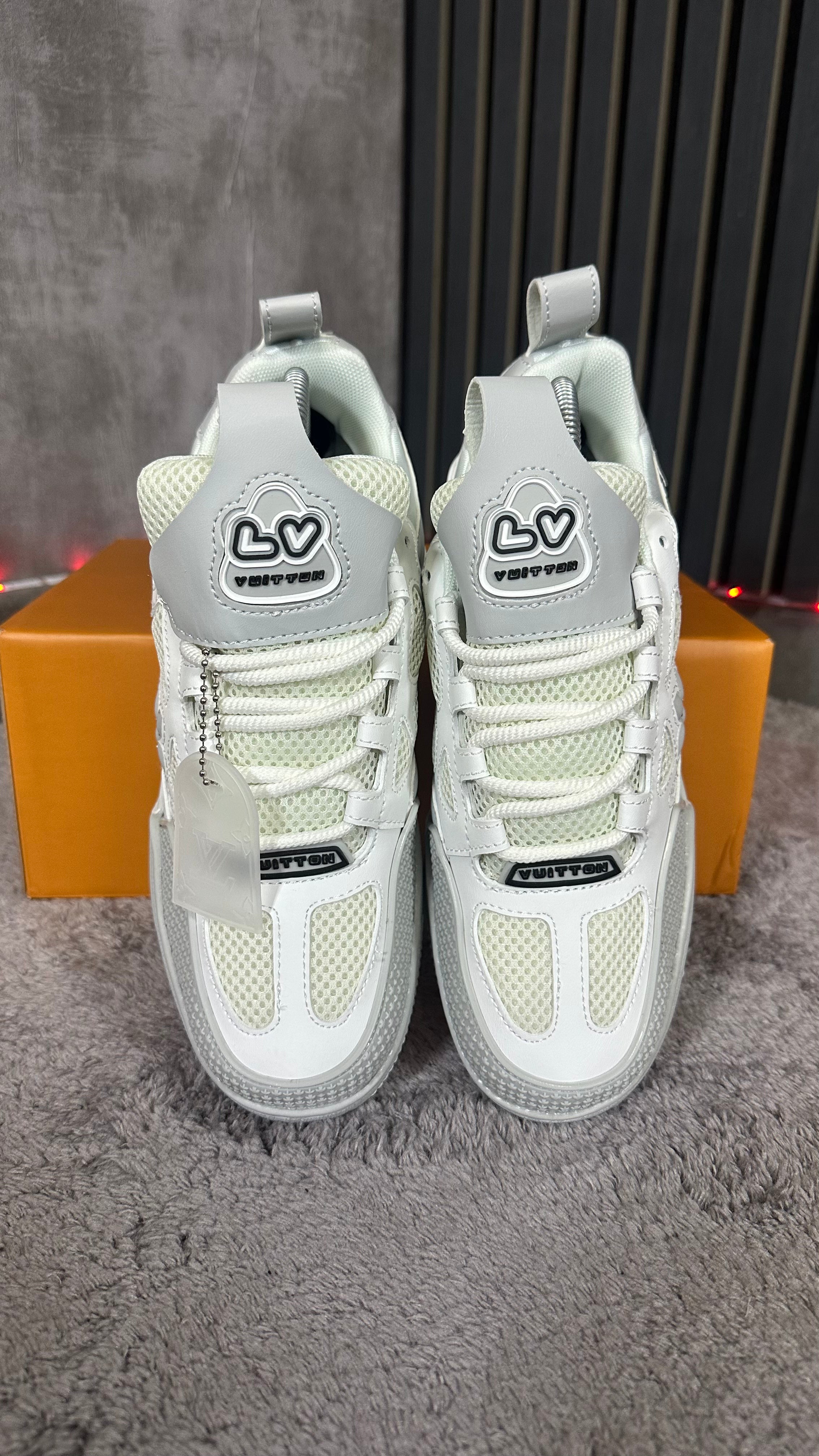 LV SKATE
